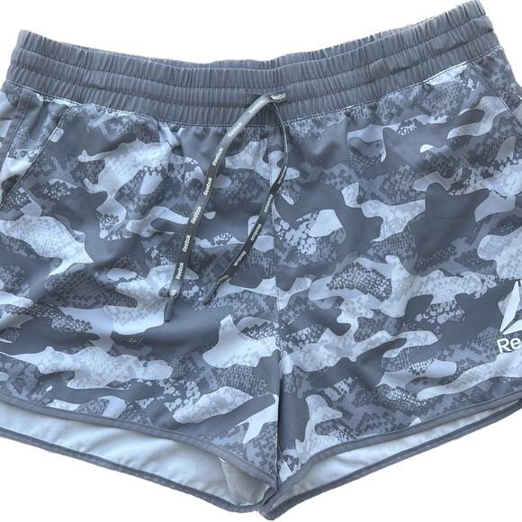 Reebok relax running short  women’s size XL gray camo lined with hand pockets - Picture 1 of 9